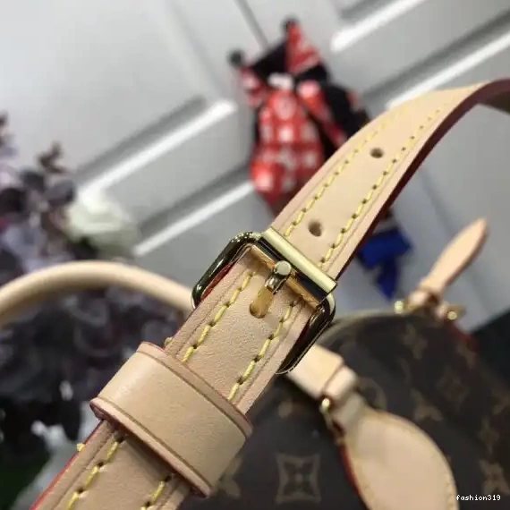 RIVOLI MM LOUIS VUITTON 0430